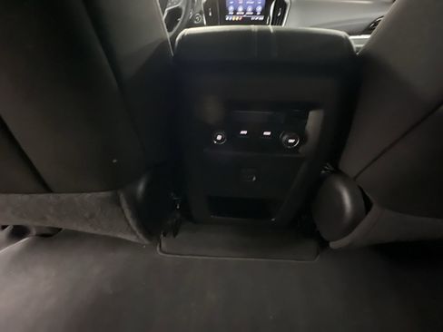 Certified 2023 Chevrolet Traverse LT image 54