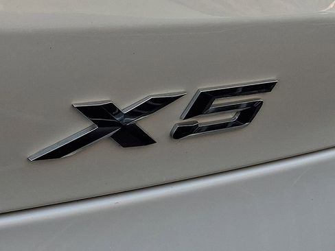 Certified 2024 BMW X5 xDrive40i w/ Premium Package image 29