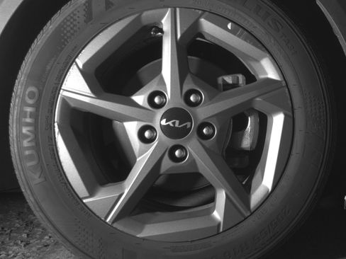 Used 2025 Kia K4 FWD image 13