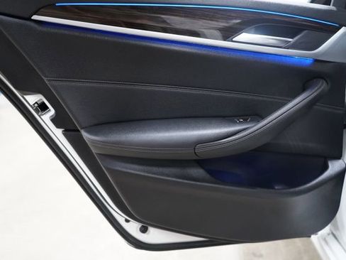 Used 2020 BMW 540i w/ Convenience Package RWD image 17