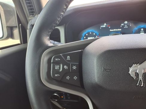 Used 2025 Ford Bronco Badlands w/ Sasquatch Package image 35