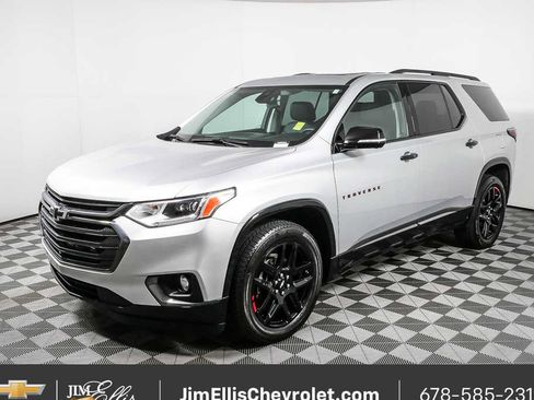 Used 2020 Chevrolet Traverse Premier w/ Redline Edition FWD image 27