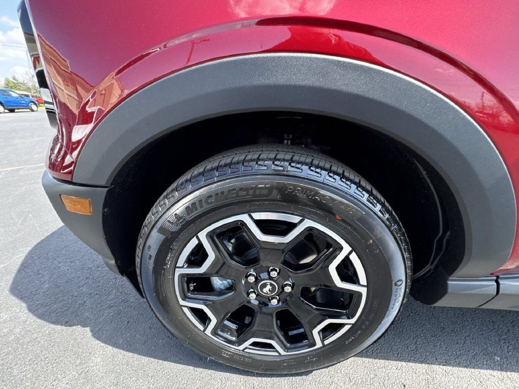 New 2026 Ford Bronco Sport Outer Banks w/ Outer Banks Tech Package+ AWD/4WD image 10