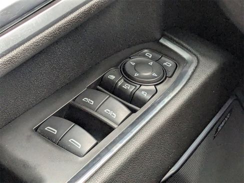 Certified 2025 Chevrolet Silverado 2500 High Country w/ Technology Package image 19