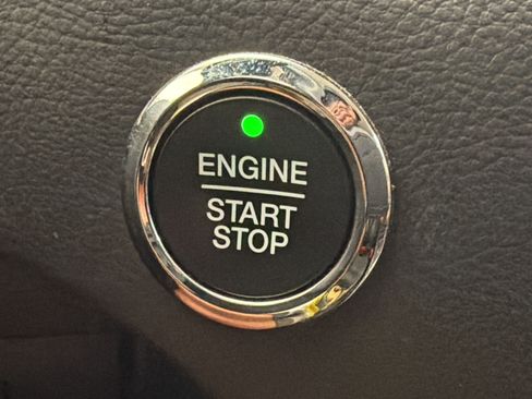 Certified 2024 Ford Edge SEL AWD/4WD image 25