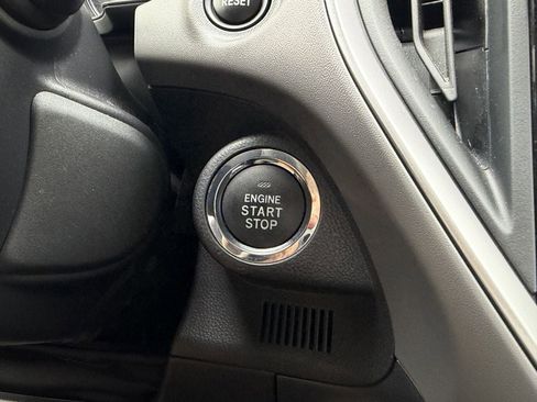 Used 2024 Subaru Crosstrek 2.0i Premium image 23