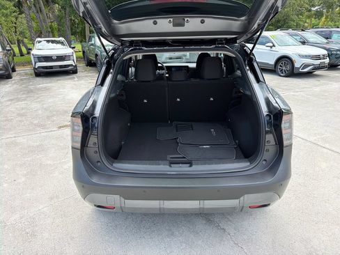 Certified 2025 Nissan Kicks SV FWD image 30