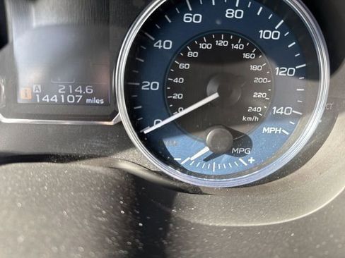 Used 2015 Subaru Crosstrek 2.0i Limited image 11