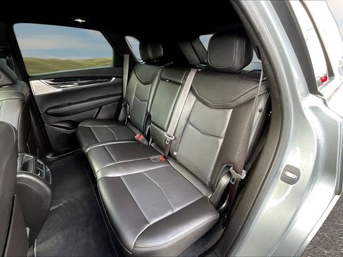Used 2023 Cadillac XT5 Premium Luxury w/ Technology Package AWD/4WD image 14
