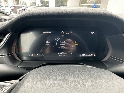 Used 2024 Jeep Grand Cherokee L Limited w/ Luxury Tech Group II image 19