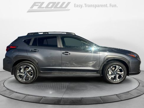 Used 2025 Subaru Crosstrek 2.0i Premium image 10