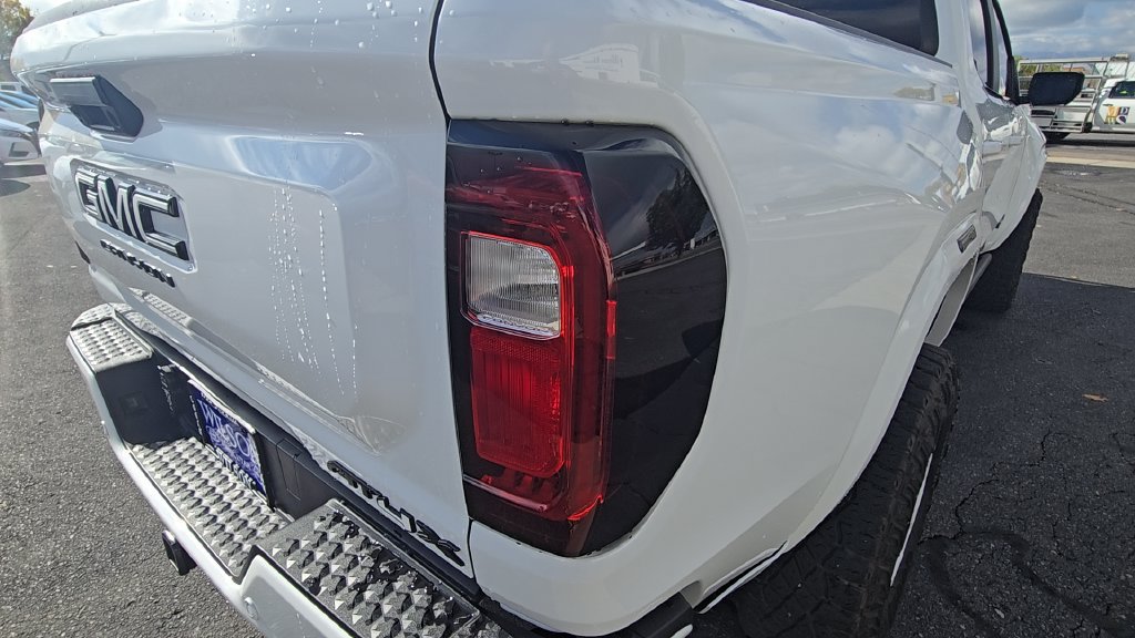 Used 2023 GMC Canyon AT4X w/ Edition 1 AWD/4WD image 36