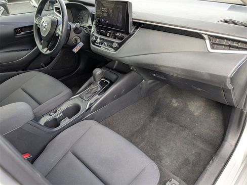 Used 2024 Toyota Corolla LE image 34