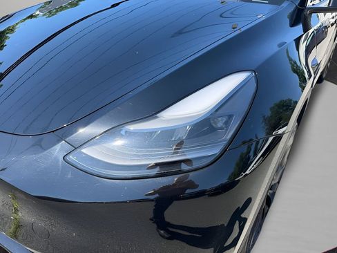 Used 2023 Tesla Model Y Performance AWD/4WD image 8