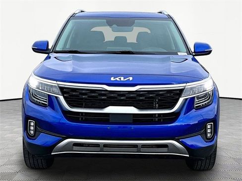 Used 2022 Kia Seltos SX w/ Sunroof Package image 2