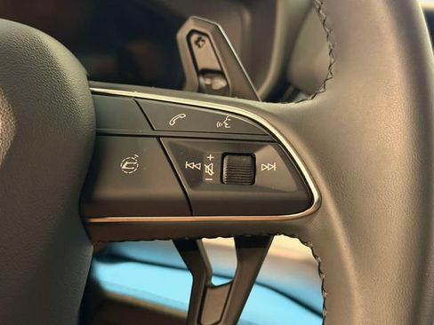Used 2025 Lamborghini Urus S AWD/4WD image 23