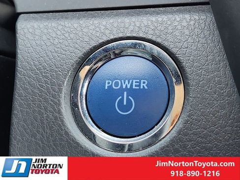 Used 2024 Toyota Camry SE FWD image 22
