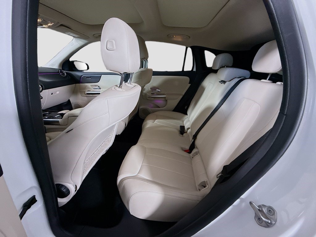 Used 2022 Mercedes-Benz GLA 250 4MATIC image 24