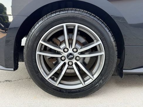 Used 2016 Ford Mustang Premium RWD image 23