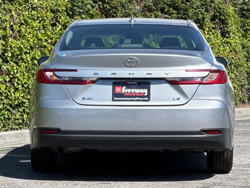 Used 2025 Toyota Camry LE FWD image 6