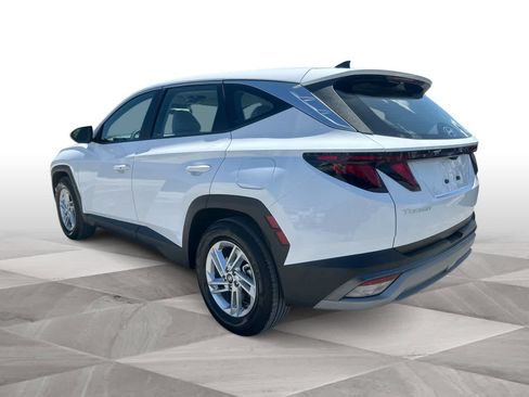 Used 2026 Hyundai Tucson SE FWD image 6
