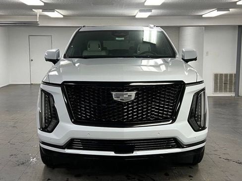 New 2026 Cadillac Escalade Platinum Sport w/ LPO, ONYX Package image 8