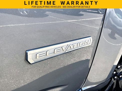 Used 2021 GMC Canyon Elevation w/ Driver Alert Package AWD/4WD image 8