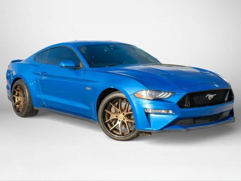 Used 2021 Ford Mustang GT image 4