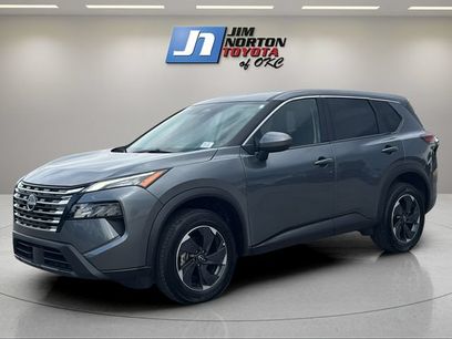 Used 2025 Nissan Rogue SV