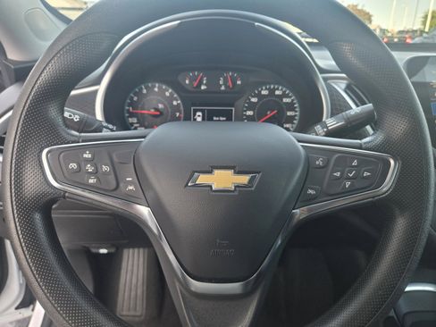 Used 2024 Chevrolet Malibu LT FWD image 22