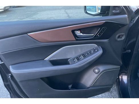 Certified 2022 Acura MDX FWD w/ Technology Package image 10