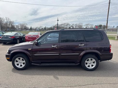 Used 2002 Suzuki XL7 4WD image 9