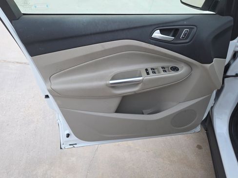 Used 2016 Ford Escape SE w/ Equipment Group 201A FWD image 51