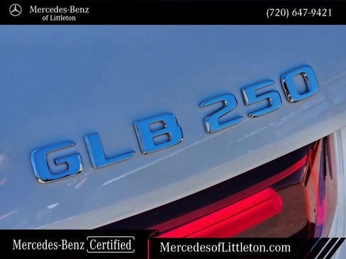 Used 2026 Mercedes-Benz GLB 250 4MATIC image 11