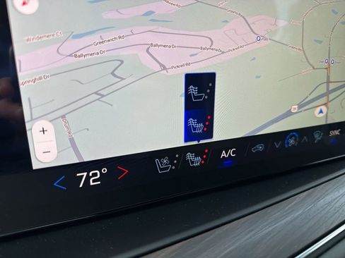 New 2026 Chevrolet Suburban Premier image 24