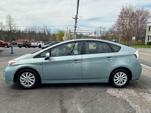 Used 2014 Toyota Prius Prime Plug-In Hybrid image 7