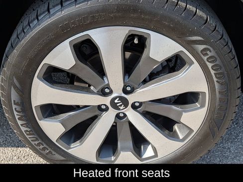 Used 2021 Kia Telluride S FWD image 12