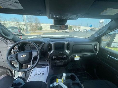 New 2025 Chevrolet Silverado 2500 W/T image 12