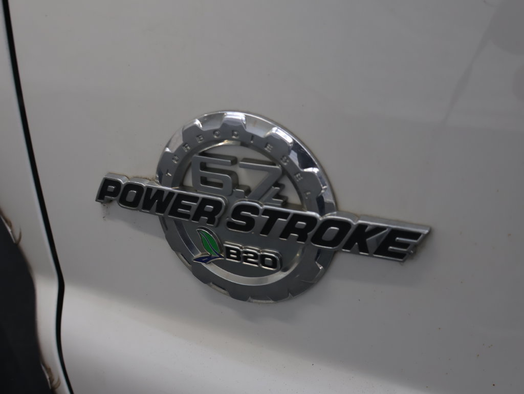 Used 2015 Ford F550 2WD Regular Cab Super Duty image 23