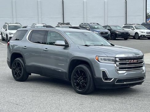 Used 2023 GMC Acadia SLT FWD image 15