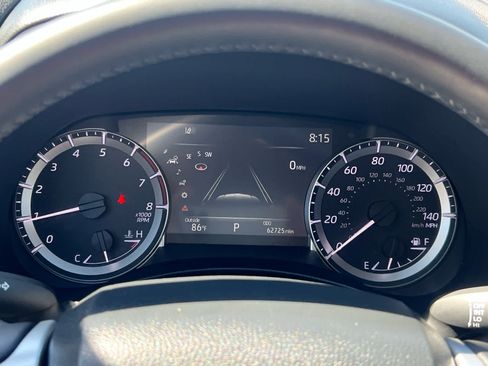Used 2023 Toyota Highlander XLE FWD image 25