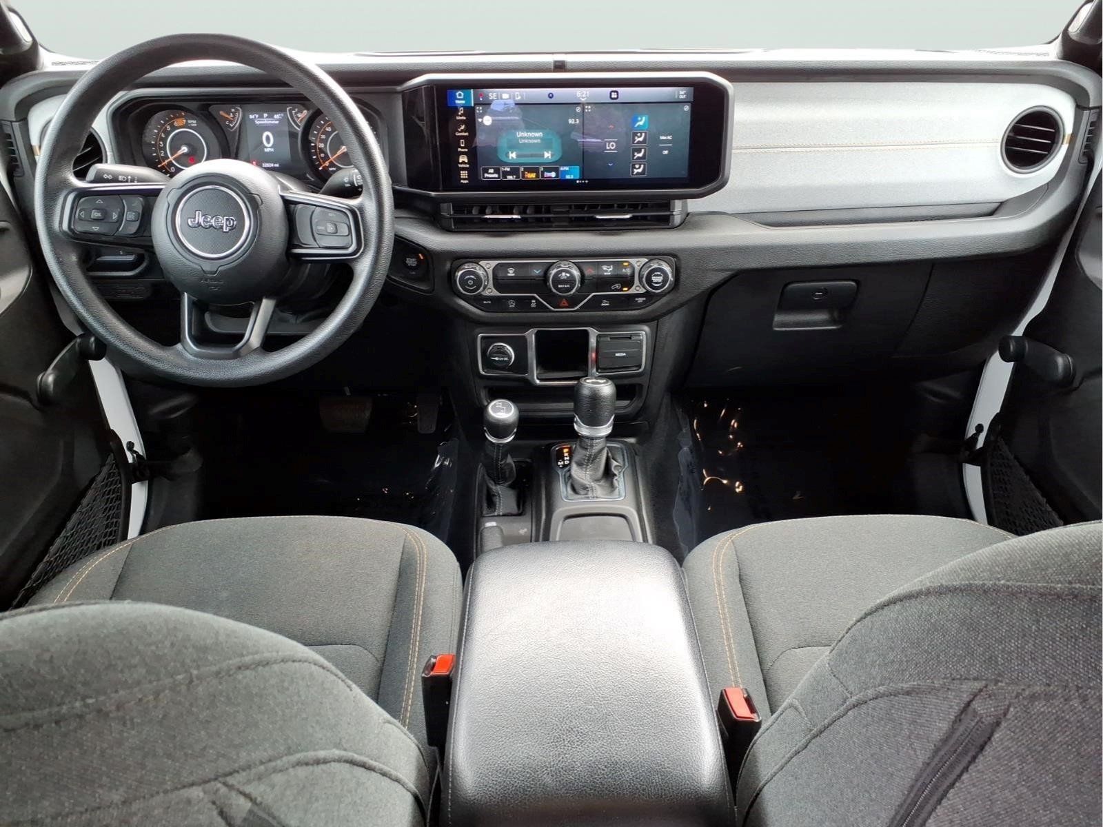 Used 2024 Jeep Wrangler Unlimited Sport AWD/4WD image 11