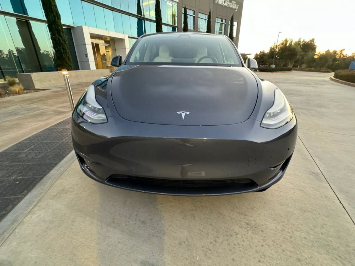 Used 2023 Tesla Model Y Long Range AWD/4WD image 4