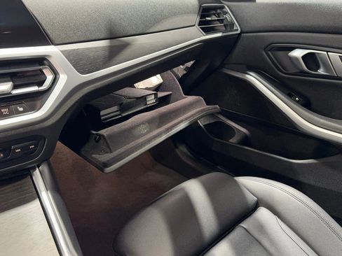 Used 2020 BMW 330i Sedan w/ Driving Assistance Package image 39