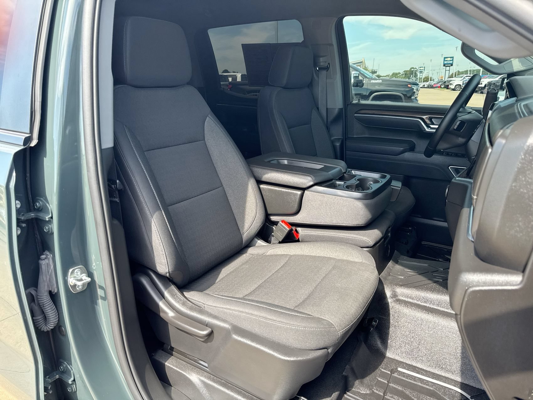 Used 2026 Chevrolet Silverado 1500 LT w/ All Star Edition Plus AWD/4WD image 24