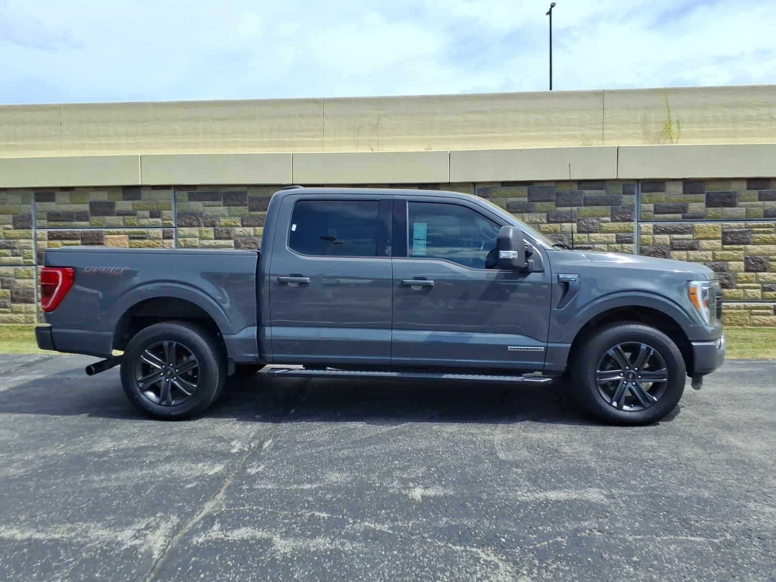 Used 2021 Ford F150 XLT w/ Equipment Group 302A High AWD/4WD image 12