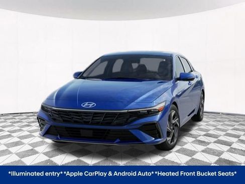 Used 2025 Hyundai Elantra Limited FWD image 8