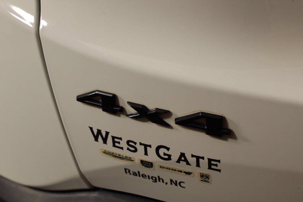 Used 2020 Jeep Renegade Sport AWD/4WD image 36