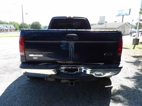 Used 2006 Ford F350 Lariat AWD/4WD image 4