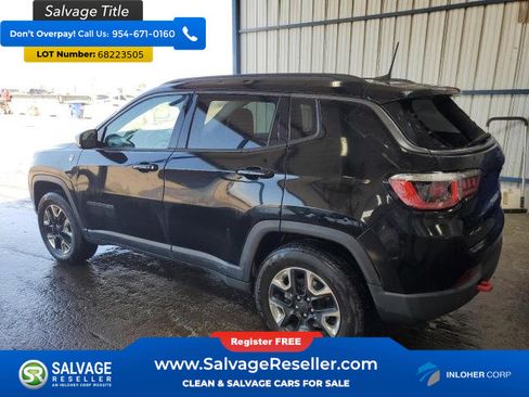 Used 2018 Jeep Compass Trailhawk w/ Navigation Group image 3